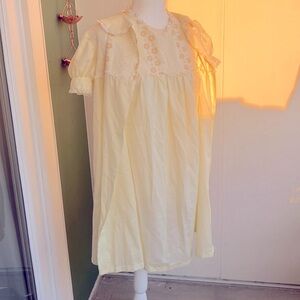 Vintage 60s Pastel Yellow Peignoir Set